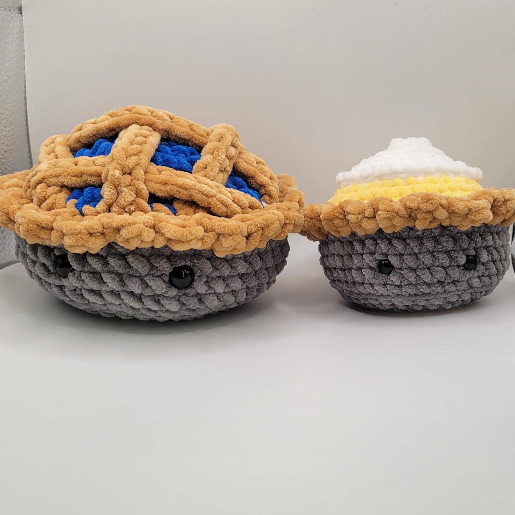 Crochet Pie Pattern-Kawaii Amigurumi Dessert Plushie | PDF Digital Download