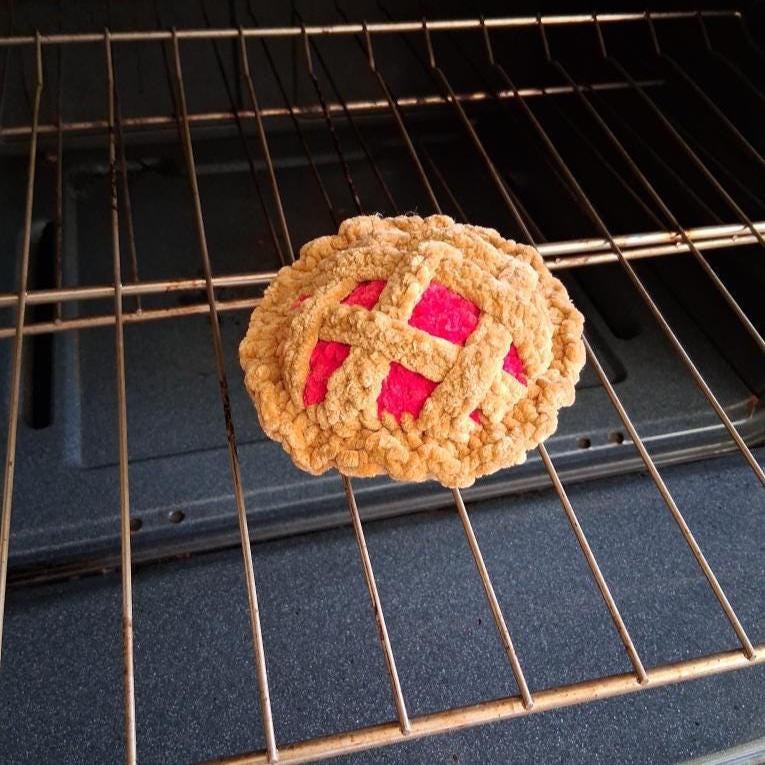Crochet Pie Pattern-Kawaii Amigurumi Dessert Plushie | PDF Digital Download